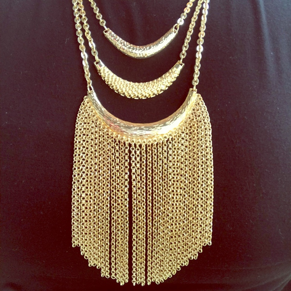 Gold tiered necklace
